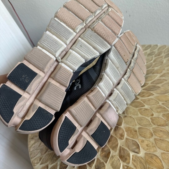 On Cloudflow Rock/Rose Colorway Running Shoes size 9 - Picture 8 of 8